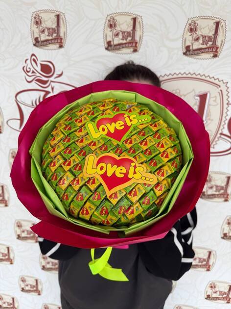 Букет из Love is... К1